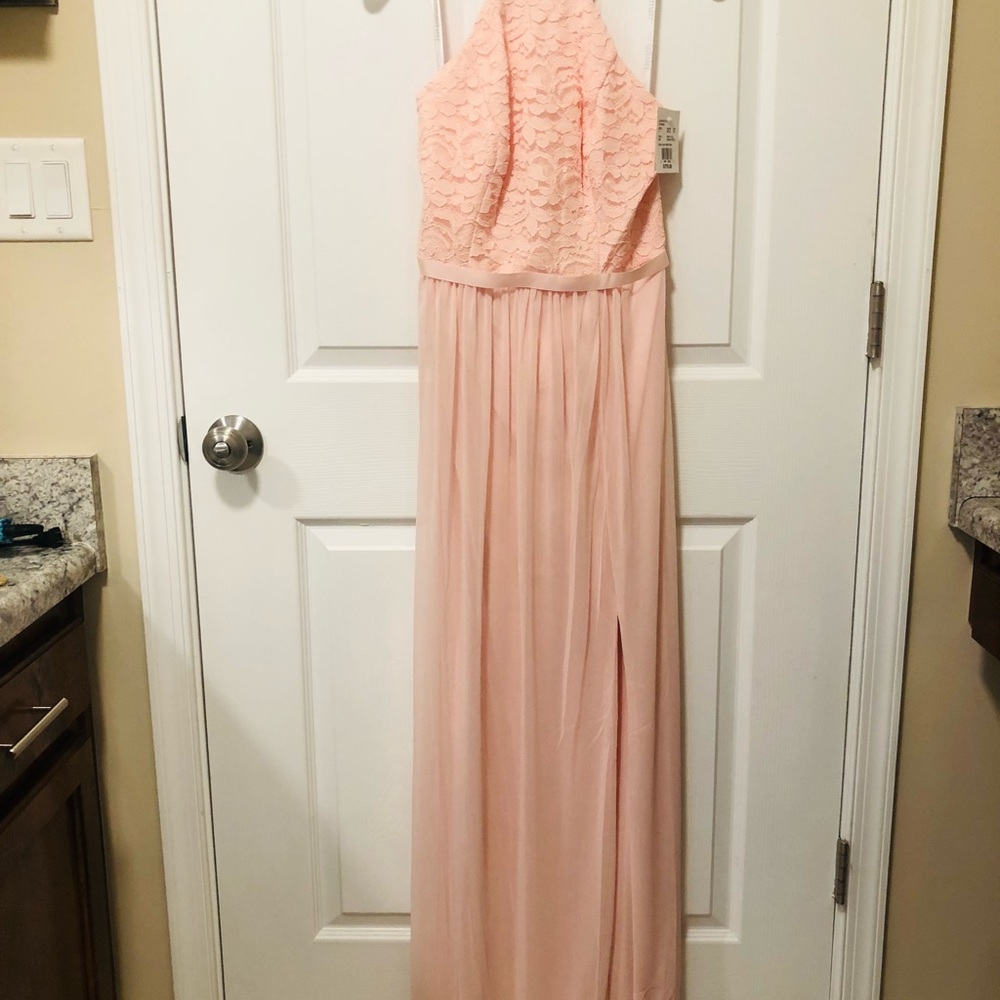 David’s bridal dress brand new with tags only tried on did not fit as expected.